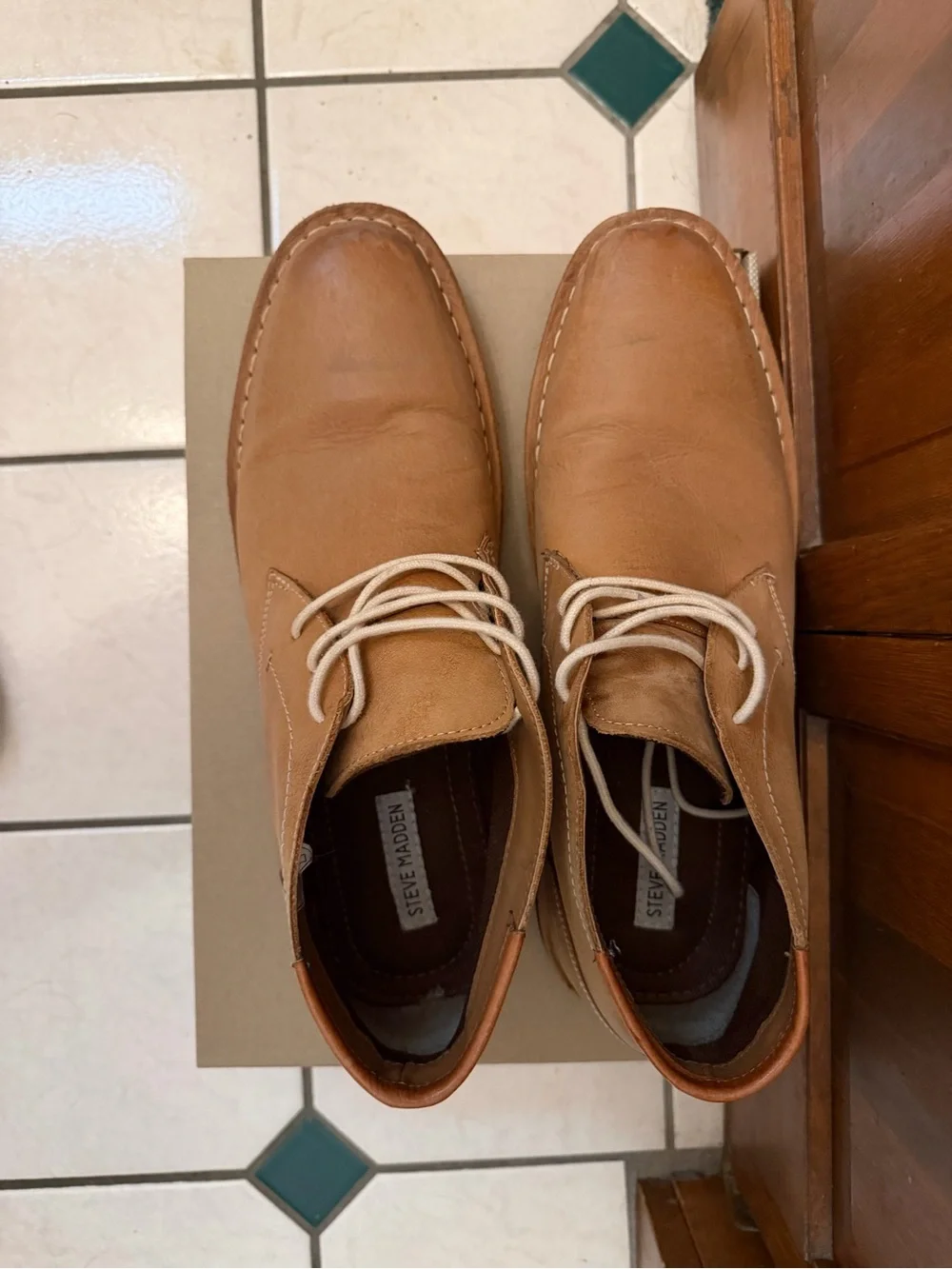 Men's Steve Madden Chukka Style Dress Shoes